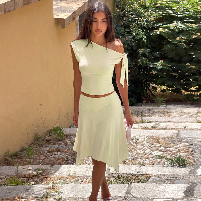 Asymmetric Top Women - Женский комплект из двух предметов: топ