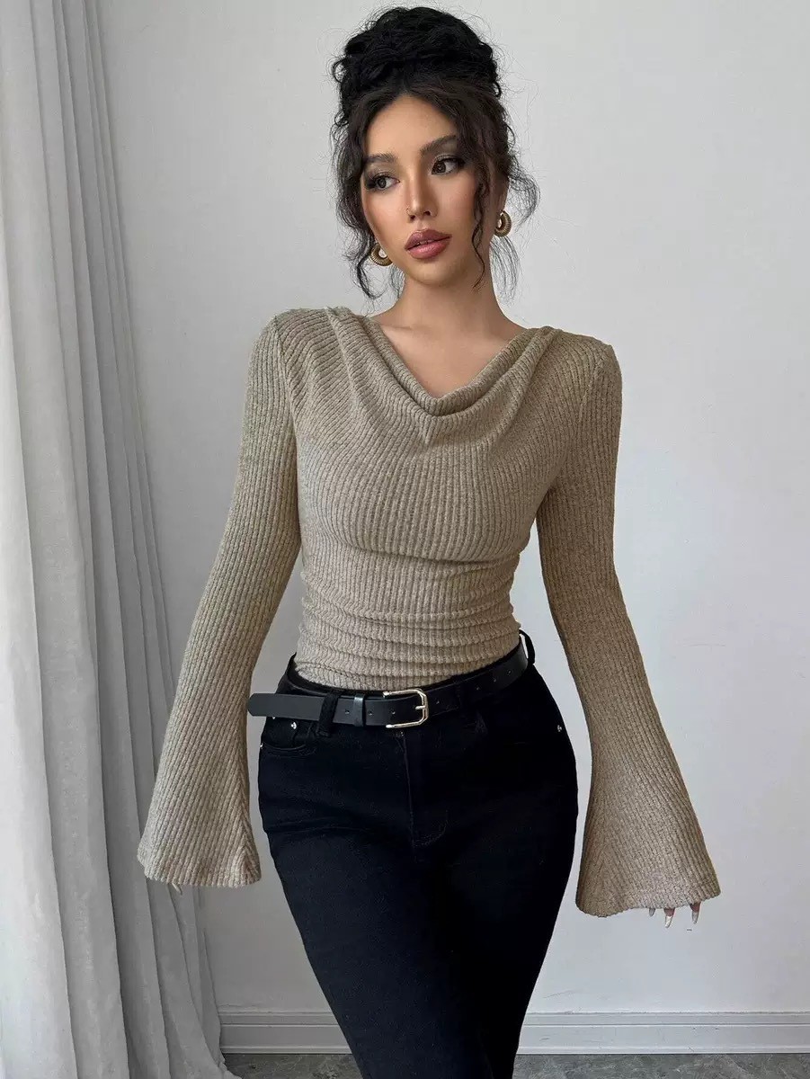 Off Shoulder Top - Женская блузка с открытыми плечами и
